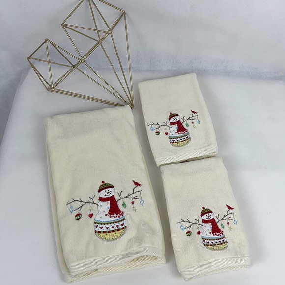 Snowman with Ornaments Towel Set - Picture 1 of 5
